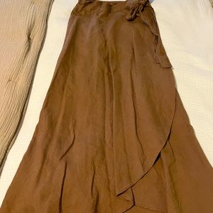 Aritzia Wilfred wrap skirt